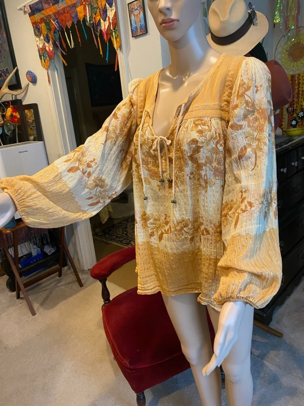 Spell Coco Lei Blouse in Caramel with Gold Lurex - Picture 3 of 5